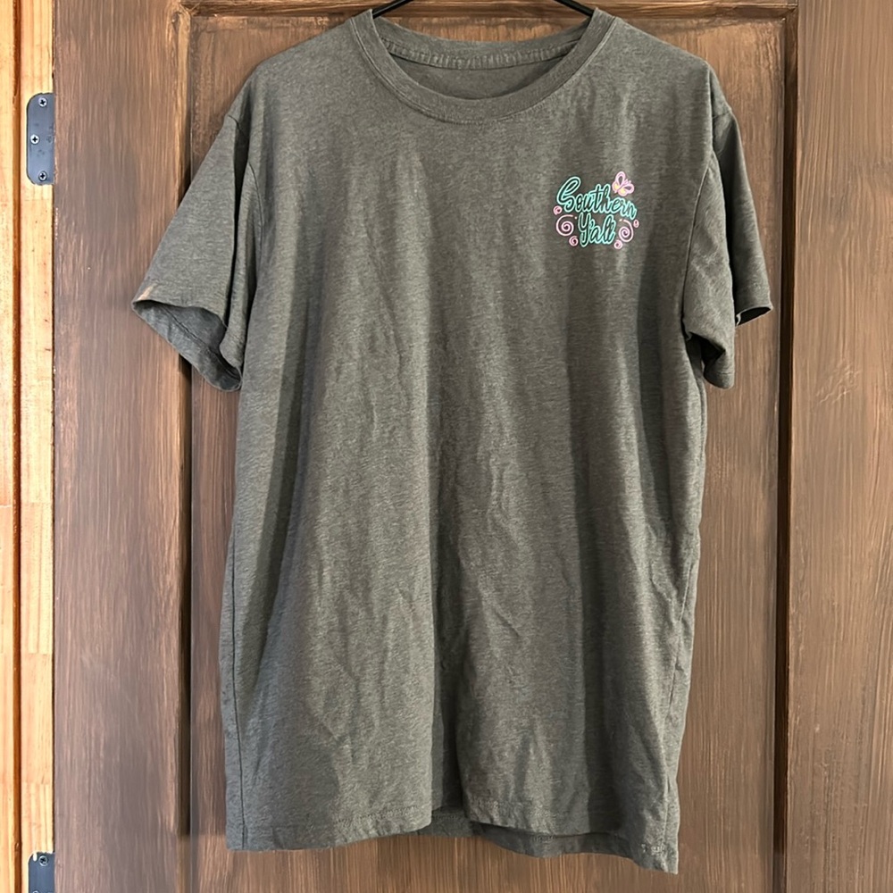 Womens “Be the Light”t-shirt by Southern Ya’ll. Size Large.